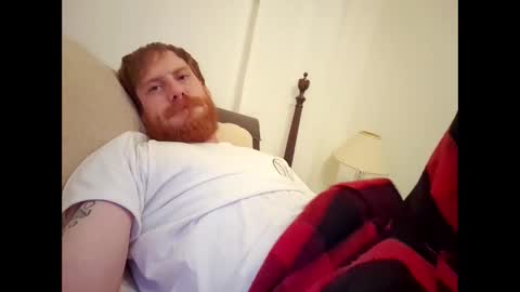Snapshot of rouxky95 chatting on May 17, 4:43 am ginger13 online show from May 17, 4:43 am