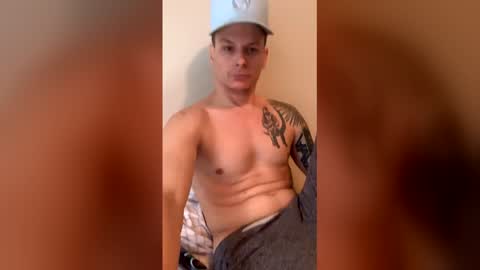 Snapshot of roverone89 chatting on February 20, 3:45 pm roverone89 online show from February 20, 3:45 pm