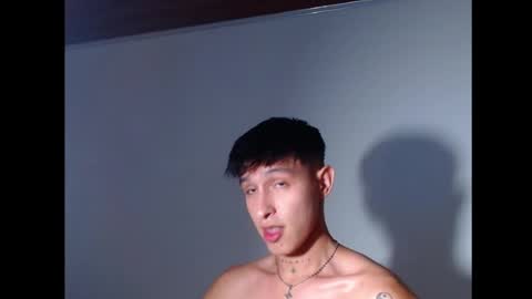 Snapshot of rowanboy23 chatting on July 20, 9:28 pm rowanboy23 online show from July 20, 9:28 pm