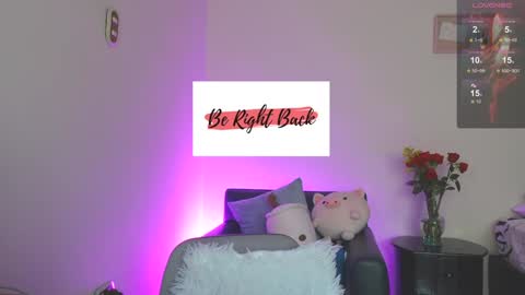 Snapshot of rox_anna chatting on February 5, 9:07 pm Roxanna online show from February 5, 9:07 pm