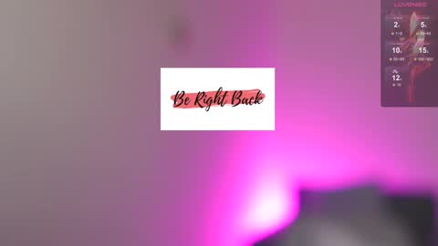 Snapshot of rox_anna chatting on February 14, 8:59 pm Roxanna online show from February 14, 8:59 pm