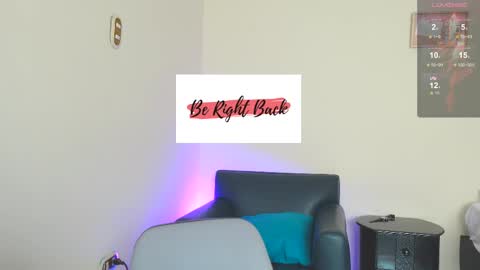 Snapshot of rox_anna chatting on February 24, 6:04 pm Roxanna online show from February 24, 6:04 pm