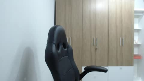 Snapshot of roxanalove7 chatting on May 15, 11:45 pm Roxana online show from May 15, 11:45 pm