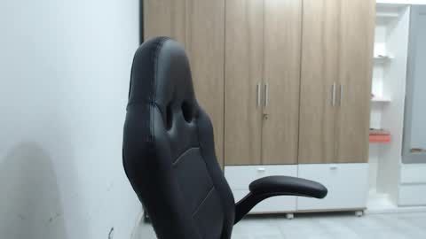 Snapshot of roxanalove7 chatting on June 4, 10:38 pm Roxana online show from June 4, 10:38 pm