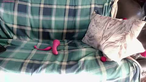 roxaneramirez online show from March 18, 7:00 am