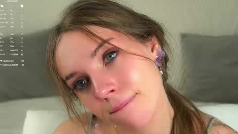 roxannastoo online show from October 22, 1:17 am