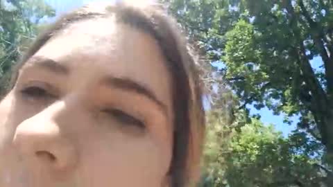Snapshot of roxanneroulette chatting on May 2, 7:52 pm Silver online show from May 2, 7:52 pm