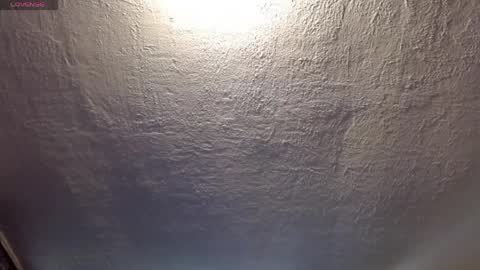 Snapshot of roxanneroulette chatting on May 24, 10:48 pm Silver online show from May 24, 10:48 pm
