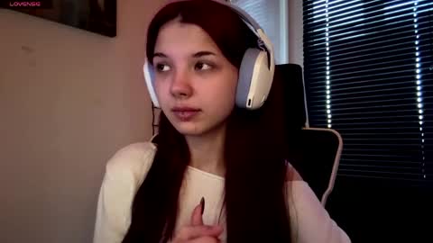 Hana online show from April 18, 3:16 pm