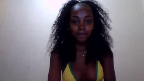 Snapshot of roxilita chatting on June 9, 1:39 am Roxilita online show from June 9, 1:39 am