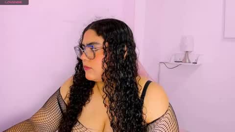 Snapshot of roxxxana_blake chatting on May 3, 3:23 am Roxana online show from May 3, 3:23 am
