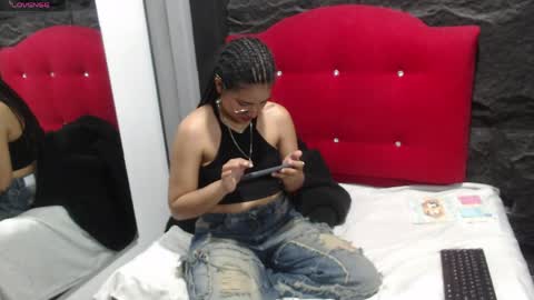 Snapshot of roxxyblack01 chatting on April 2, 1:03 am Roxxy online show from April 2, 1:03 am