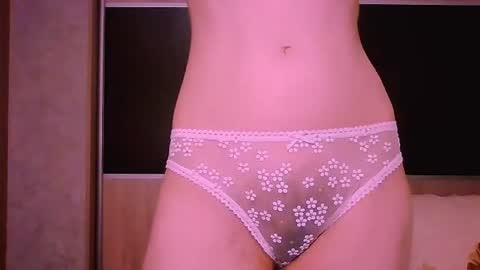 Snapshot of roxxywharton chatting on July 23, 10:57 am Roxxy Wharton online show from July 23, 10:57 am