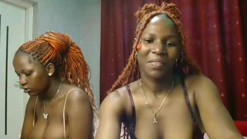 Roxy online show from March 29, 3:12 pm