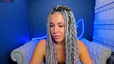 Roxy online show from April 18, 1:42 am