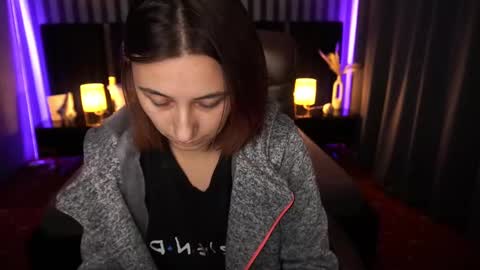 roxy_rayy online show from December 5, 8:55 pm