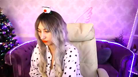roxy_rayy online show from December 24, 2:01 pm