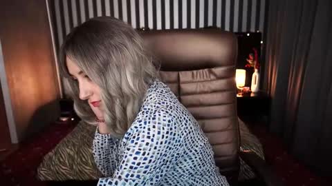 roxy_rayy online show from January 1, 8:04 pm