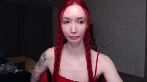 Snapshot of roxy_silver chatting on April 24, 9:06 pm Roxy online show from April 24, 9:06 pm