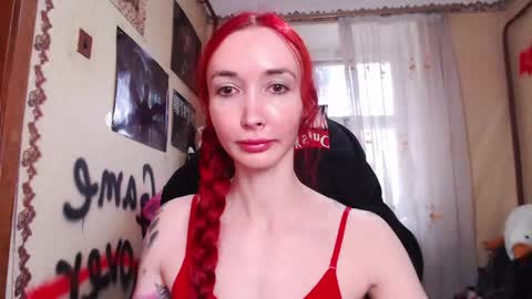 Snapshot of roxy_silver chatting on April 26, 4:43 am Roxy online show from April 26, 4:43 am