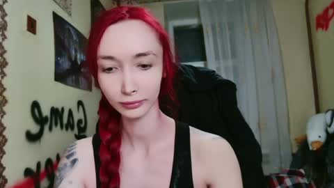 Snapshot of roxy_silver chatting on May 23, 7:40 pm Roxy online show from May 23, 7:40 pm