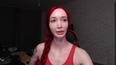 Snapshot of roxy_silver chatting on May 24, 8:36 pm Roxy online show from May 24, 8:36 pm