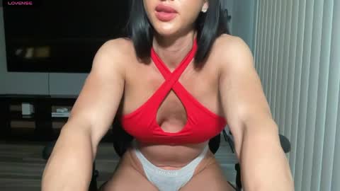 roxyheartley online show from March 13, 9:10 pm