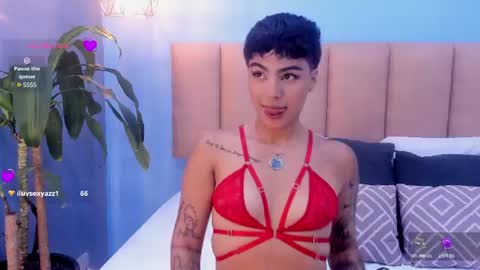 Snapshot of roxymonroe_mg chatting on July 16, 8:15 pm Roxxy online show from July 16, 8:15 pm