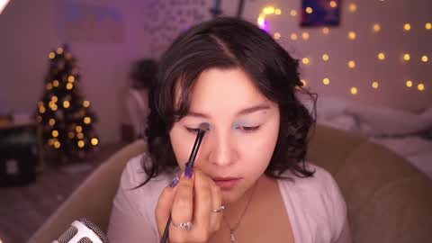 roxysuh online show from January 2, 8:06 am