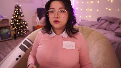 roxysuh online show from January 24, 5:21 am