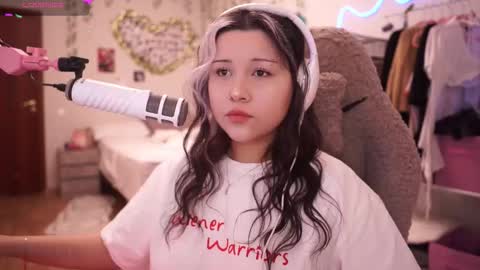 roxysuh online show from March 15, 7:14 am