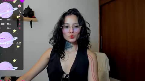 roxy online show from October 8, 9:12 pm
