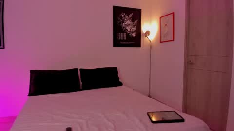 val online show from February 21, 9:54 pm