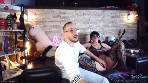 Snapshot of royal__whore chatting on February 26, 9:14 pm DOMINGUEZ ORIGINAL online show from February 26, 9:14 pm