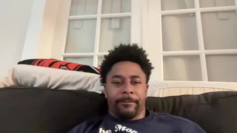 Snapshot of royal_sf chatting on January 27, 7:46 pm Royal SF online show from January 27, 7:46 pm