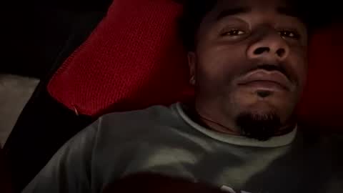 Snapshot of royal_sf chatting on February 19, 7:06 am Royal SF online show from February 19, 7:06 am