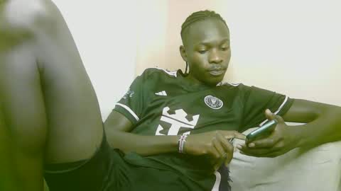 royalty254 online show from April 27, 7:28 am