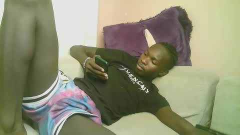 Snapshot of royalty254 chatting on April 30, 5:25 am royalty254 online show from April 30, 5:25 am
