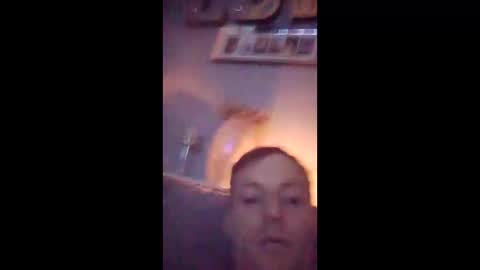 Snapshot of roywalsh539 chatting on June 10, 11:03 pm roywalsh539 online show from June 10, 11:03 pm