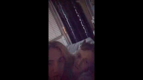 Snapshot of roywalsh539 chatting on June 11, 12:32 am roywalsh539 online show from June 11, 12:32 am