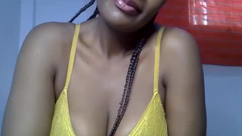 rozie34 online show from March 5, 10:11 am
