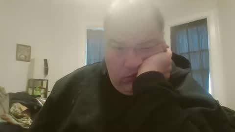 Snapshot of rubbersoulhole chatting on April 30, 11:27 am rubbersoulhole online show from April 30, 11:27 am