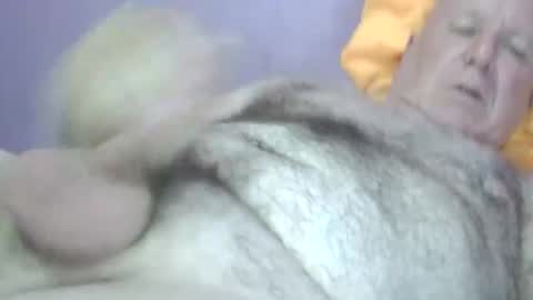 Snapshot of rubbing11 chatting on June 6, 4:23 pm rubbing online show from June 6, 4:23 pm