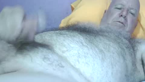 Snapshot of rubbing11 chatting on June 22, 9:28 am rubbing online show from June 22, 9:28 am