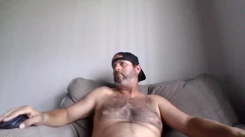 Snapshot of rubbingoneout714 chatting on July 1, 4:29 pm rubbingoneout714 online show from July 1, 4:29 pm