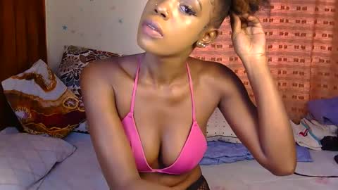 Snapshot of rubbyrosee chatting on March 21, 8:19 am Rosee online show from March 21, 8:19 am
