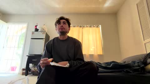 Snapshot of rubenzaragosa09 chatting on April 29, 11:00 pm rubenzaragosa09 online show from April 29, 11:00 pm