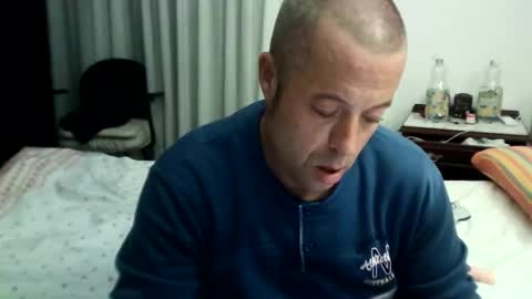 Snapshot of rubito42 chatting on October 4, 12:30 am rubito42 online show from October 4, 12:30 am