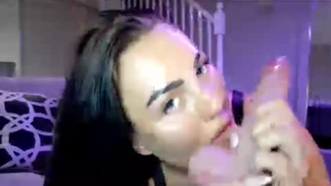 Snapshot of ruby_brooks chatting on June 30, 9:16 pm ruby_brooks online show from June 30, 9:16 pm