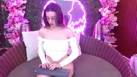 Snapshot of ruby_spicy chatting on January 31, 10:08 pm Rubby online show from January 31, 10:08 pm